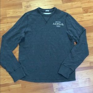 Abercrombie & Fitch grey sweater